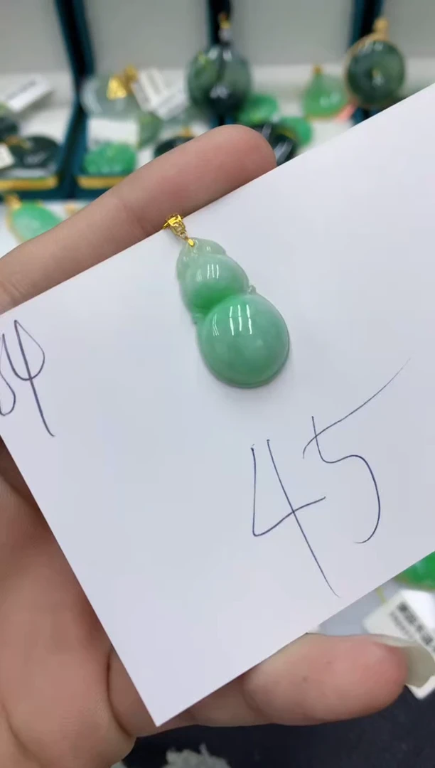 【闪购商品】翡翠颈饰18K金镶嵌翡翠