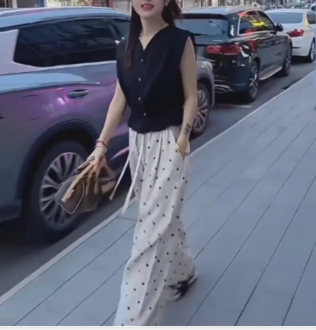 2025夏季时尚潮流百搭精品女装乖oiiio