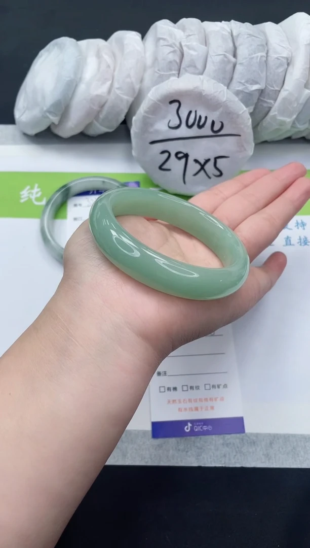 【闪购商品】石英质玉手镯未镶嵌D324-60+