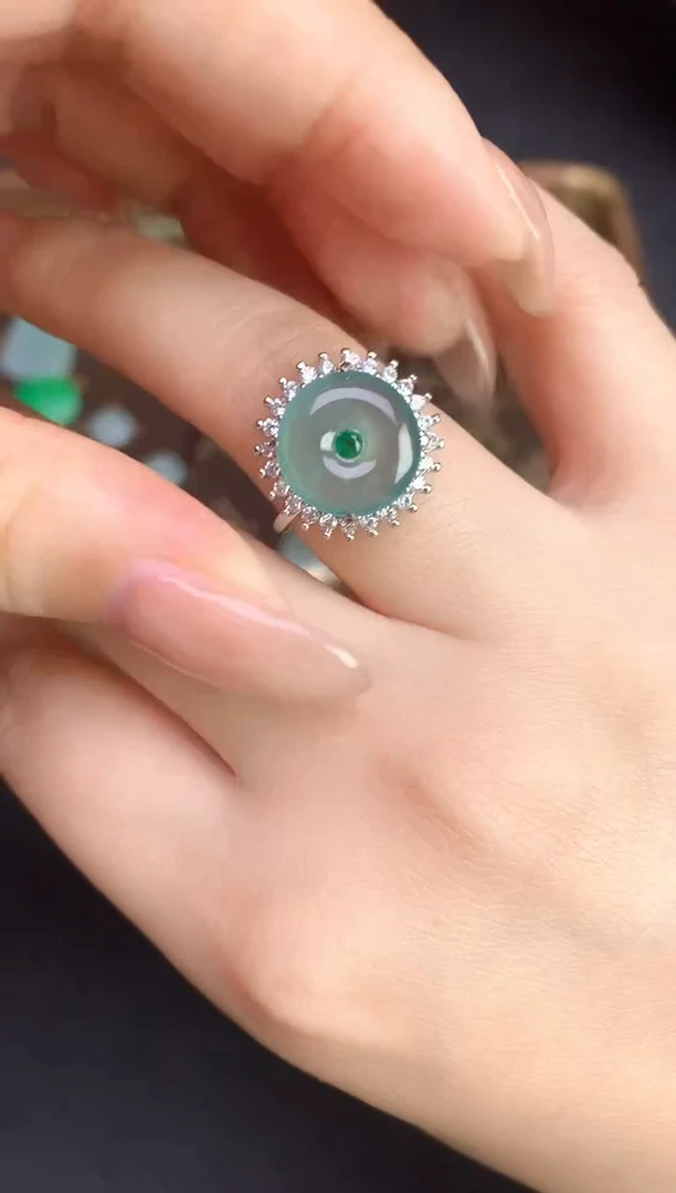 颈饰银S925镶嵌翡翠25111801