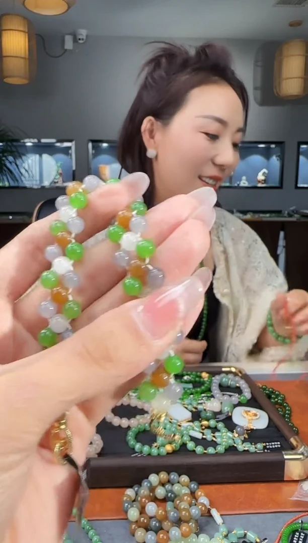 未镶嵌手链和田玉1