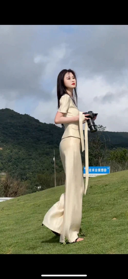 2025夏季新款时尚气质减龄两件套