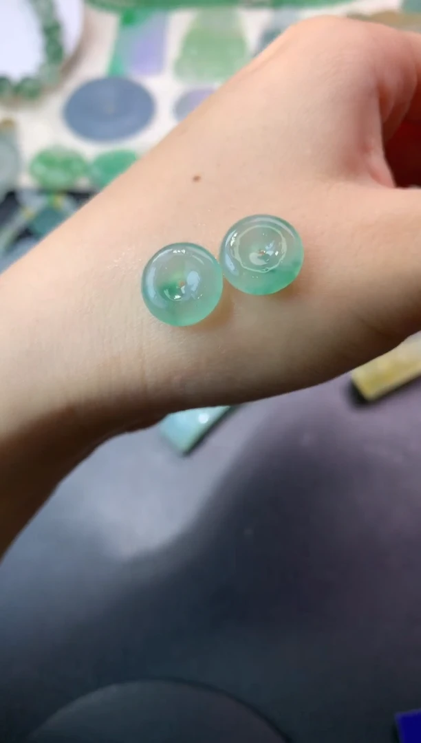 定制翡翠未镶嵌毛货