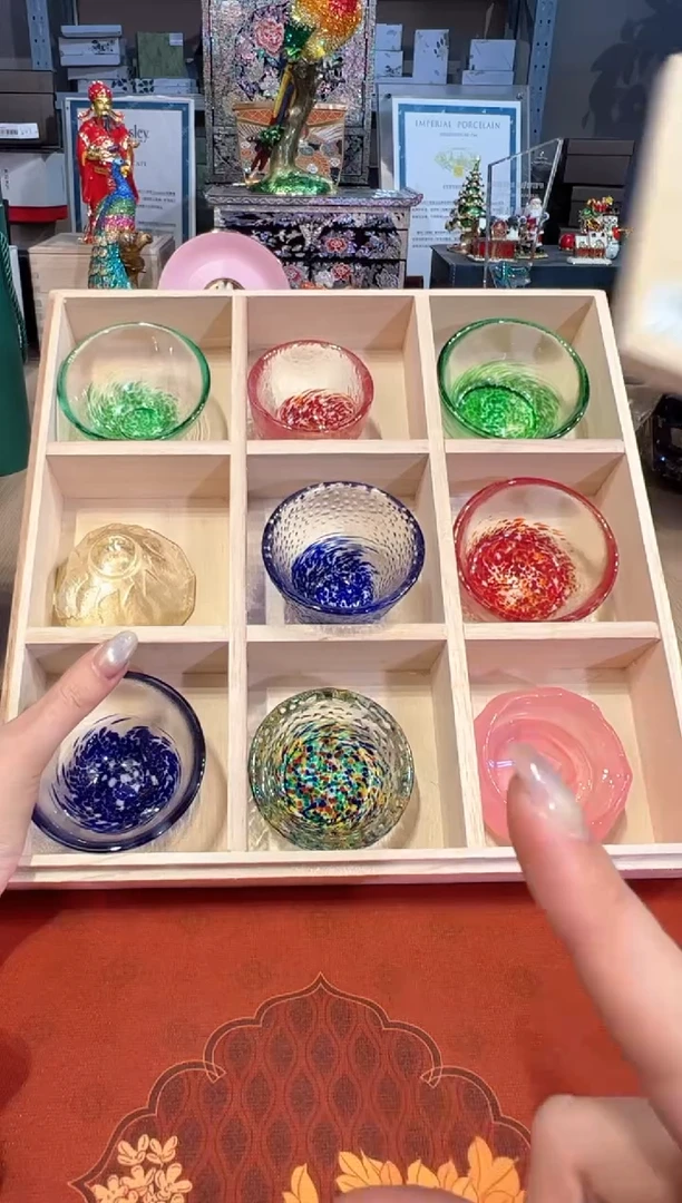 【闪购商品】杯75木盒九色杯