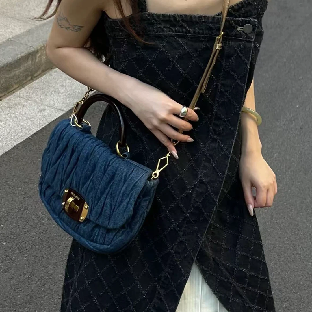 95新 MIU MIU/缪缪 坤球奢选 缪缪单宁玳瑁元宝斜挎包