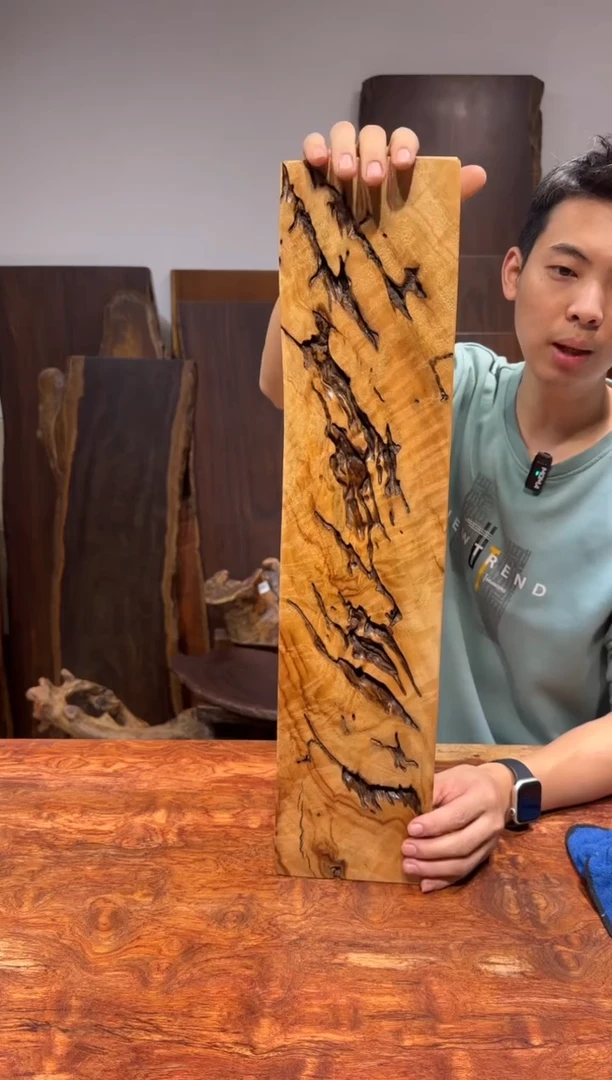 香樟木尺寸62*14*3.5编号100