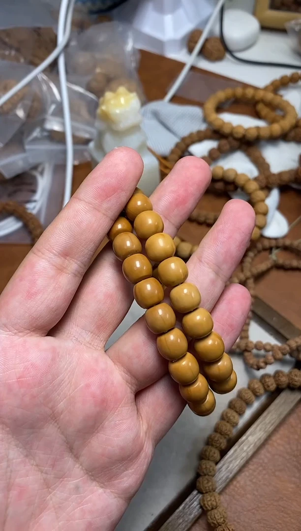 金刚菩提手串猴头光珠，10+