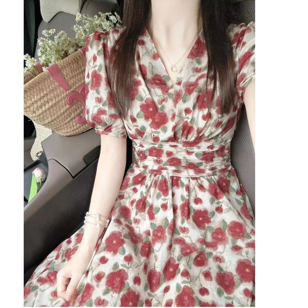 大码2025女神范高级感收腰显瘦碎花裙法式V领印花气质连衣裙654