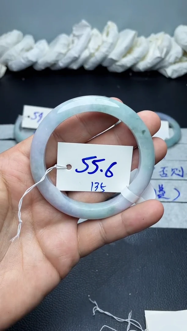 未镶嵌手镯翡翠135