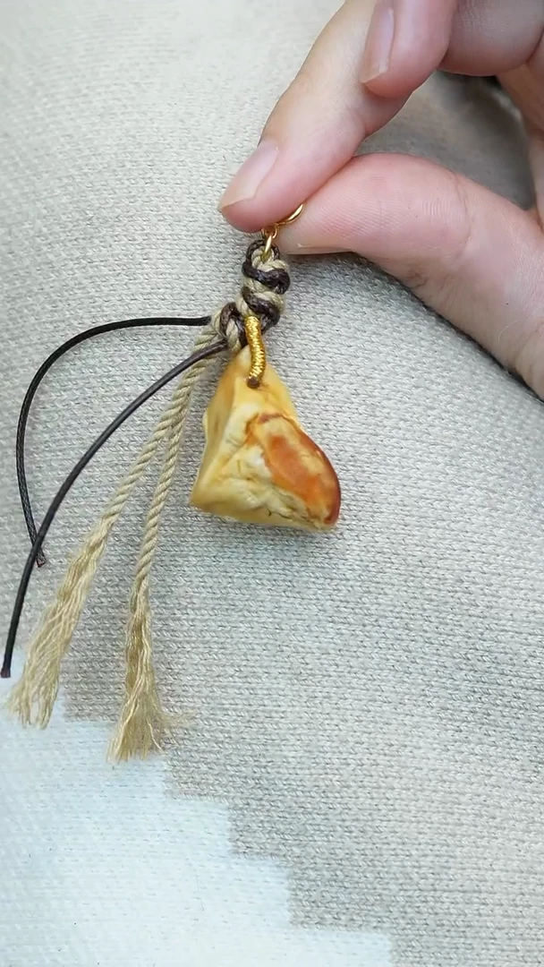 【闪购商品】蜜蜡裸石未镶嵌原石