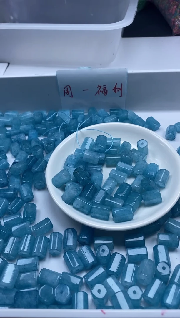 未镶嵌颈饰碧玺W1892蓝碧玺六棱柱13*10mm*4颗