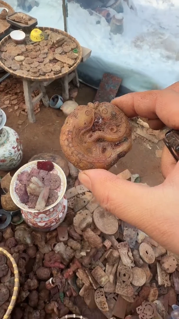 未镶嵌岫岩河磨玉（透闪石质玉）挂件金*子岫岩河磨玉