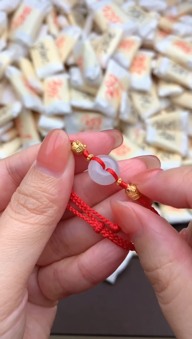 【闪购商品】翡翠手绳银S925镶嵌多样性发货（发一个）