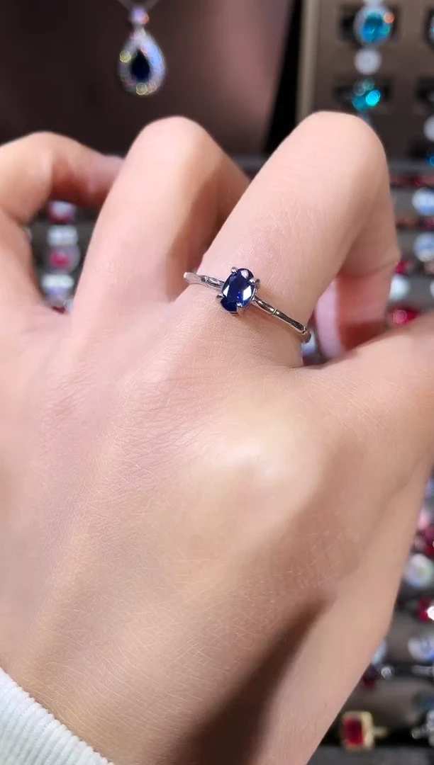 戒指蓝宝石银S925镶嵌银色