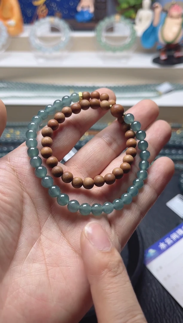 未镶嵌手串翡翠天然危地马拉翡翠手串卡5.8左右