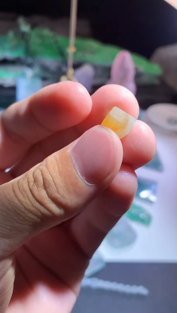 定制翡翠未镶嵌包工