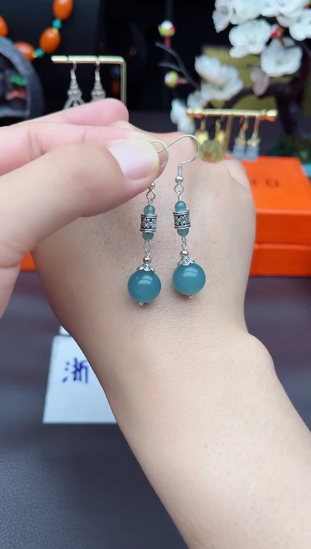 石英质玉（天山翠）银S925镶嵌耳饰420000