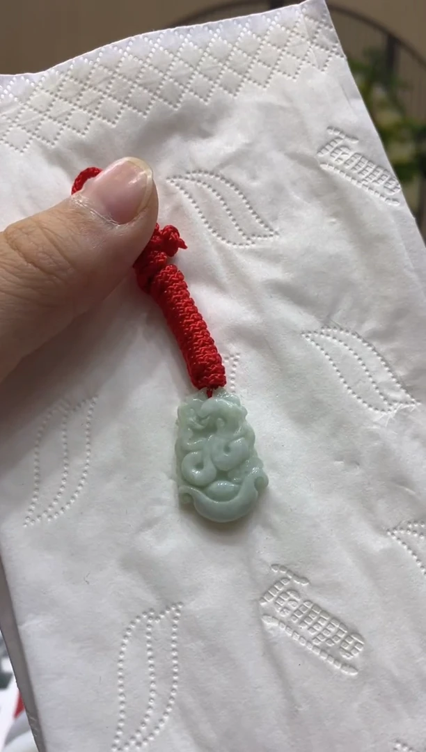 【闪购商品】翡翠颈饰未镶嵌000010387