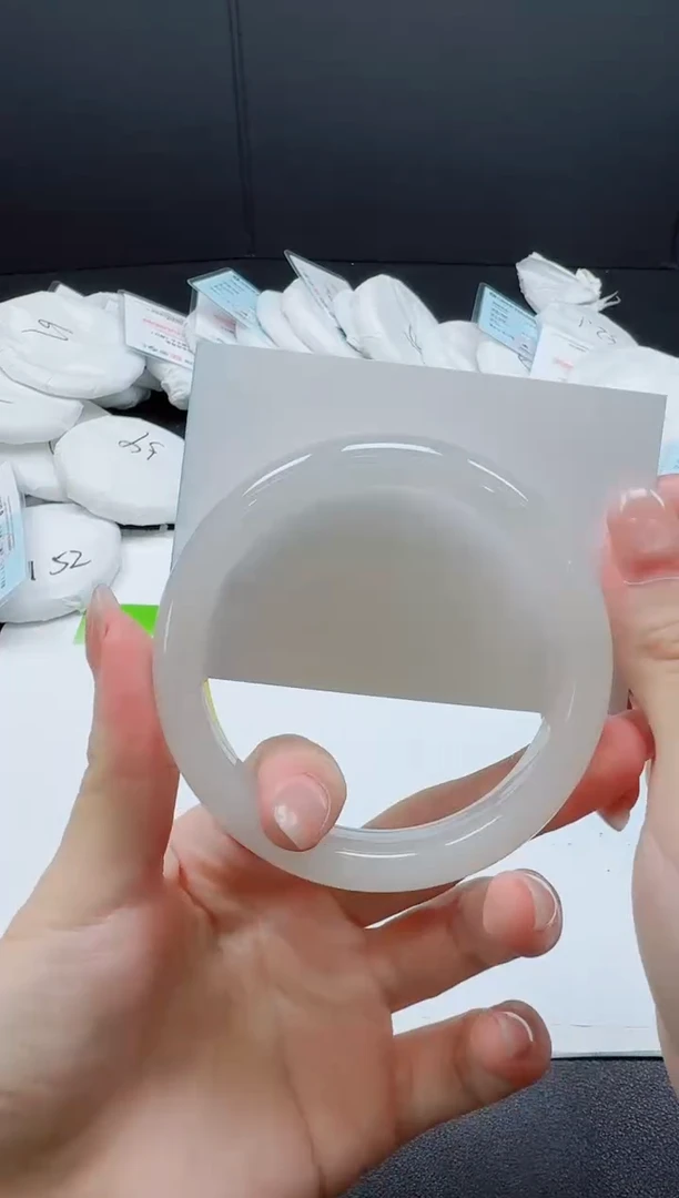 石英质玉手镯未镶嵌044-5960