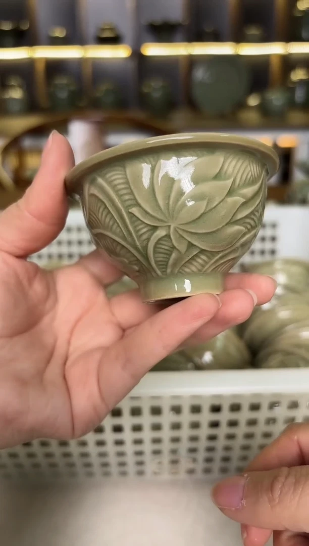 其他耀州窑橄榄清折沿莲纹主人杯特价特价1只