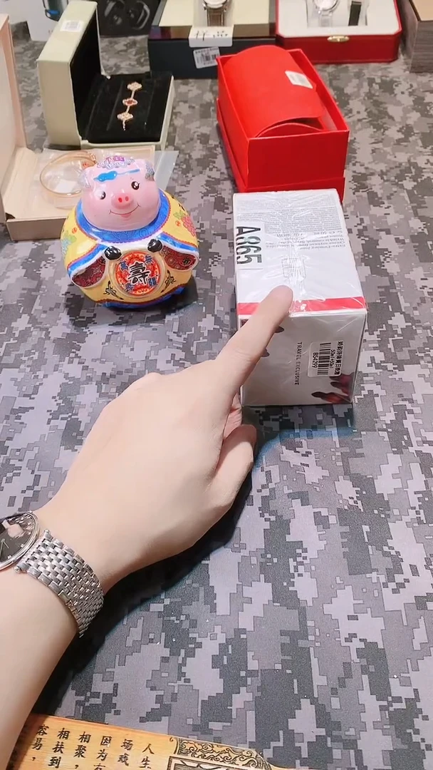 瓷片瓷器 库房到期 全部地板价@@1