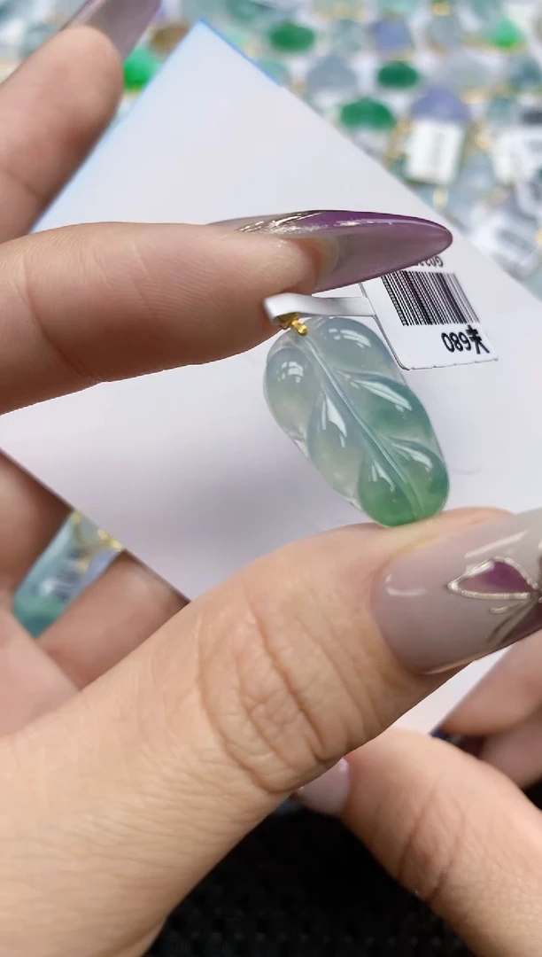 翡翠挂件18K金镶嵌54   天然翡翠A货