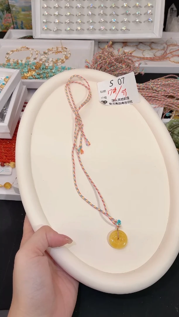 蜜蜡颈饰银S925镶嵌多样性发一S07