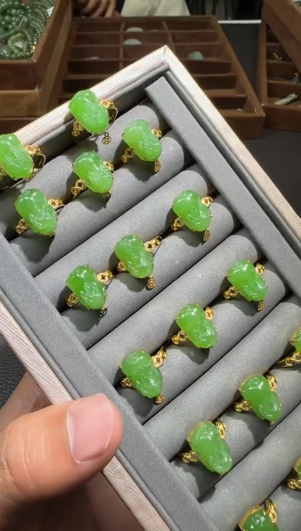 【闪购商品】和田玉【海119】5318K金镶嵌多样性发货拍一发一