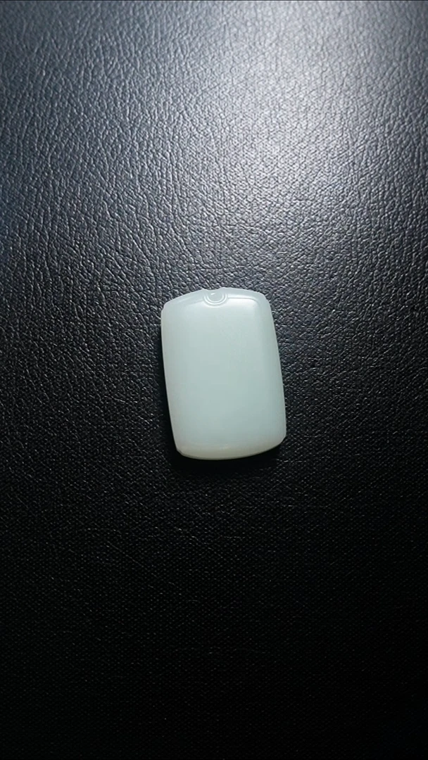 颈饰未镶嵌和田玉无事牌