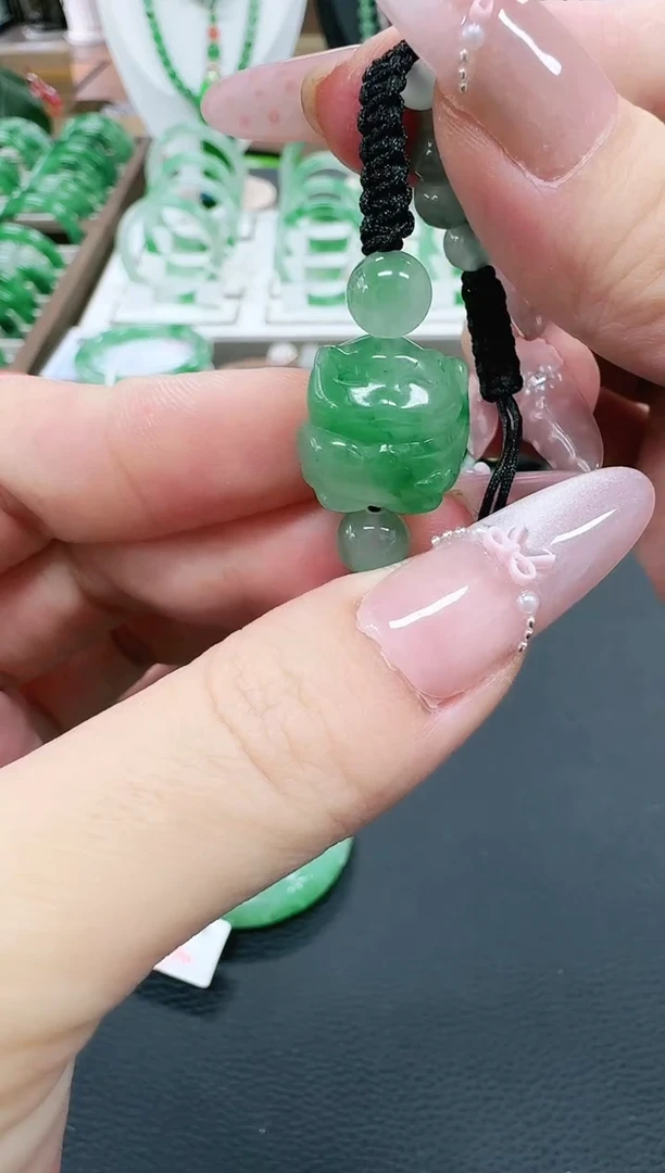 未镶嵌1石英质玉（非洲翠）/0689