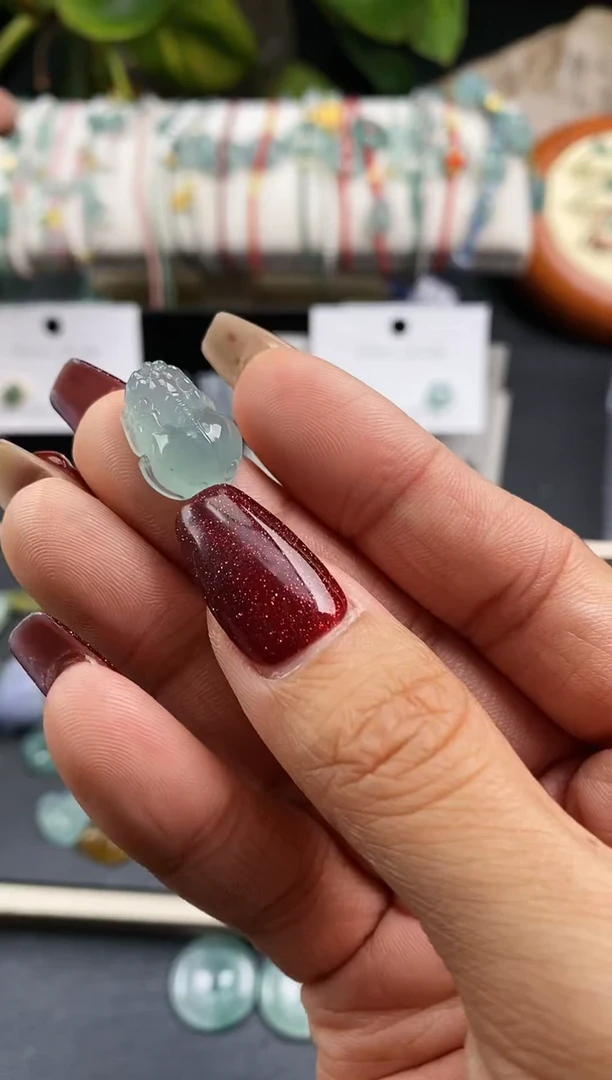 【闪购商品】翡翠裸石188貔貅~默认裸石发货