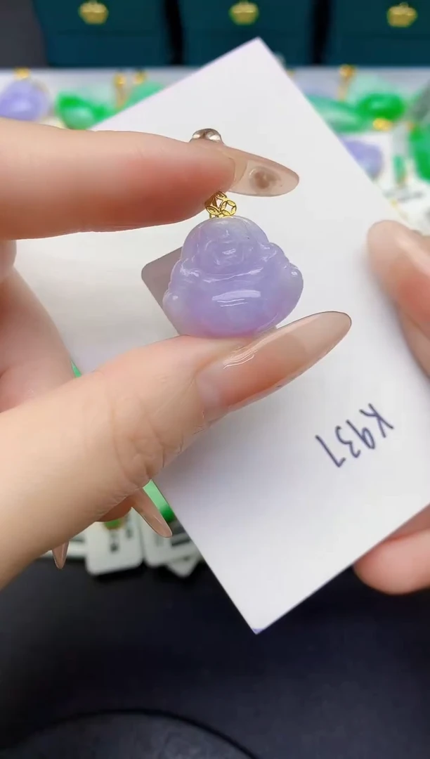 颈饰18K金镶嵌翡翠缅甸天然翡翠A货