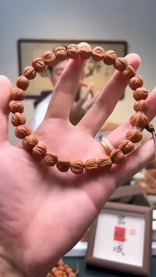 手串桃核12mm+龙纹桃核手持
