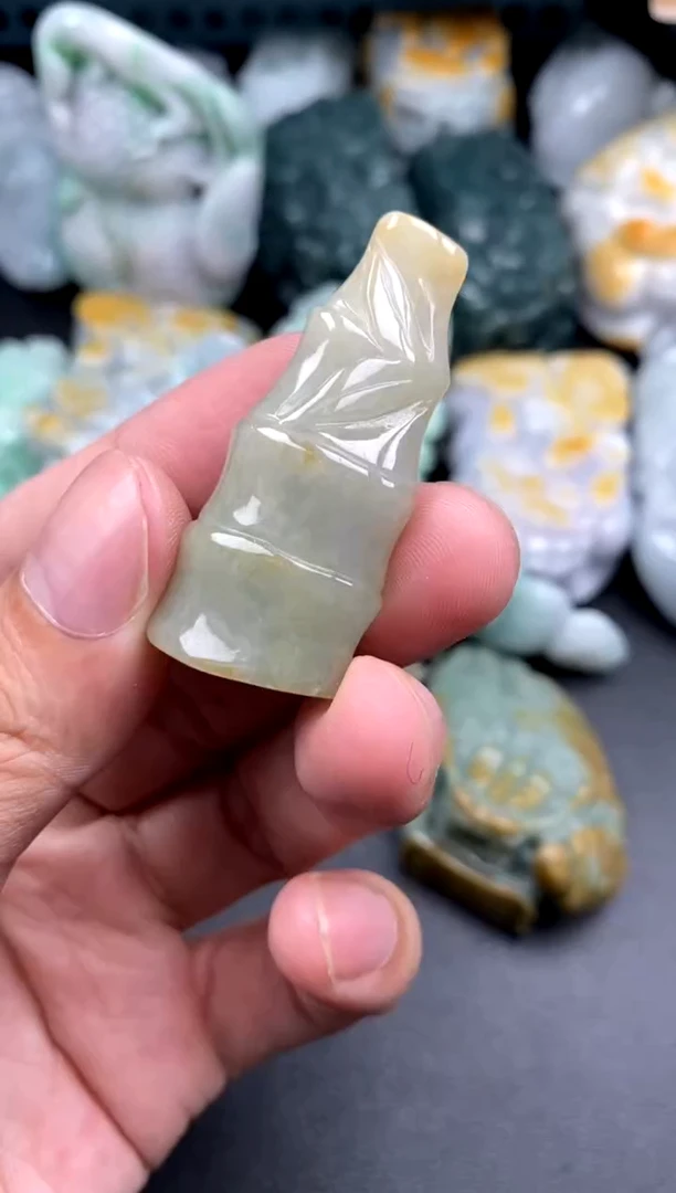 吊坠(不含链)未镶嵌翡翠1