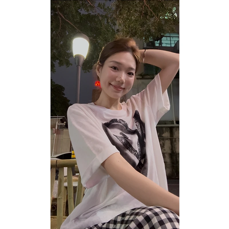 48H【心动 Crush】加长/怒推宽松复古简约爱心涂鸦落肩印花T SU205