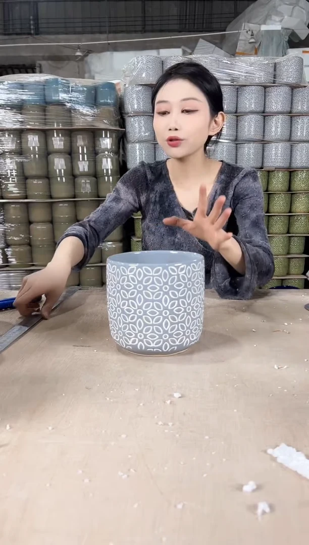 【闪购商品】陶瓷波西米亚灰白小号15x14