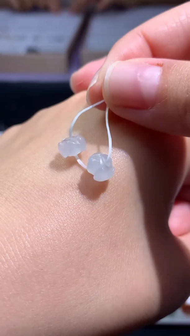未镶嵌定制翡翠毛货