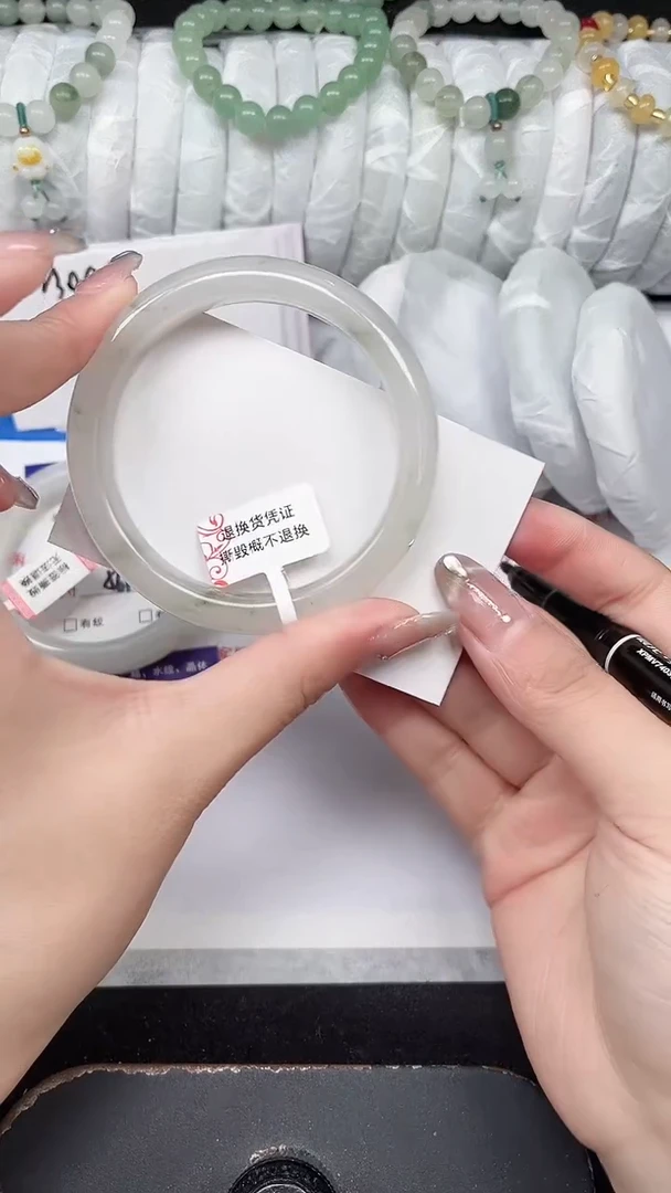 未镶嵌手镯石英质玉127-56/57