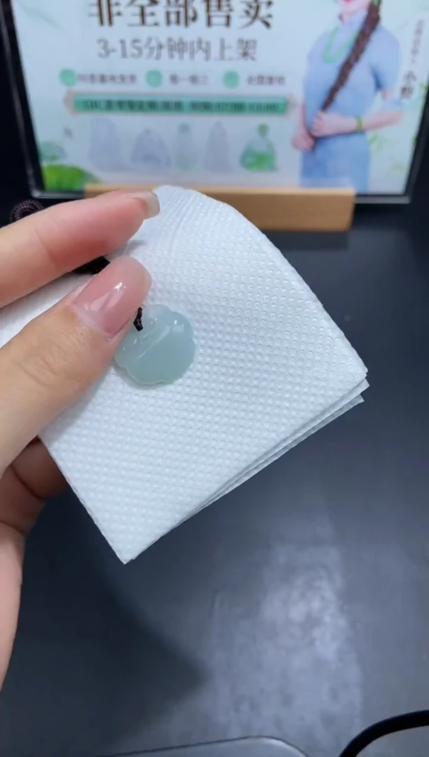 颈饰未镶嵌翡翠天然翡翠A货8