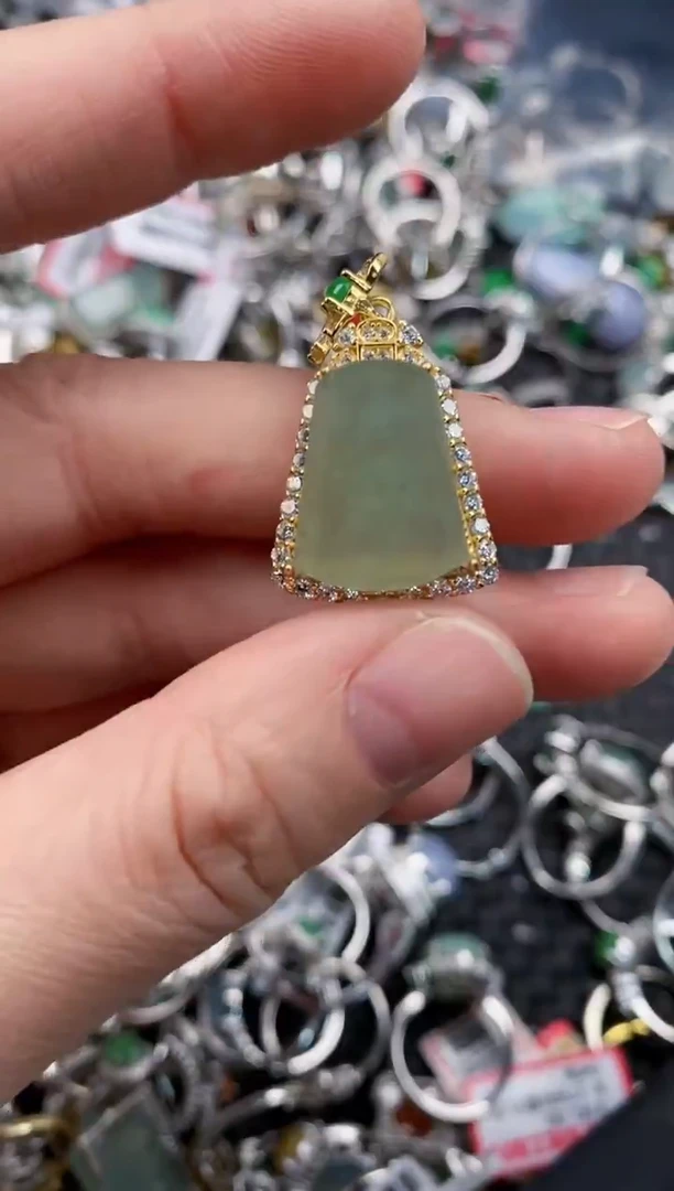 银S925镶嵌戒指翡翠666      9