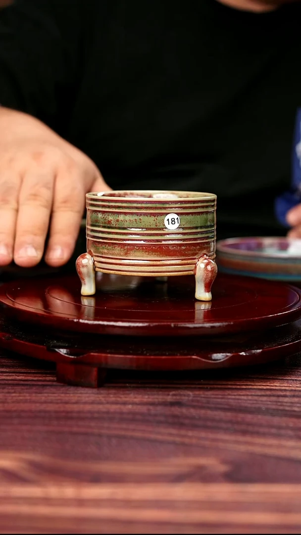 181#盼龙窑一级品原矿钧瓷三足尊