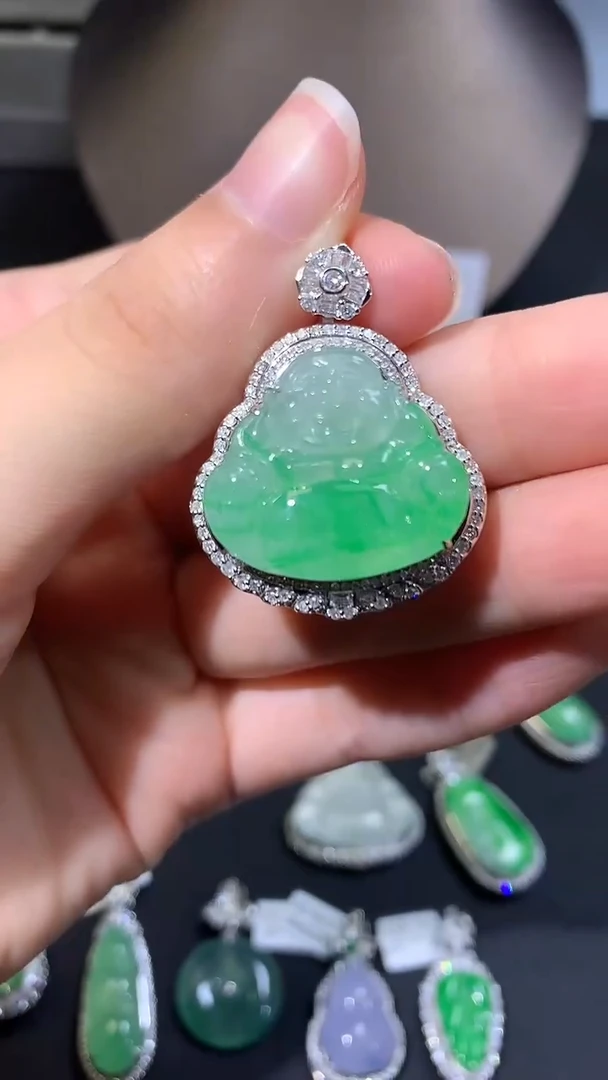 翡翠18K金镶嵌吊坠(不含链)吊坠