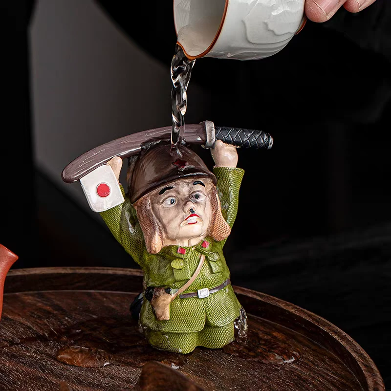 日本人下跪投降造型变色茶宠茶桌茶盘装饰品茶具配件陶瓷创意个性