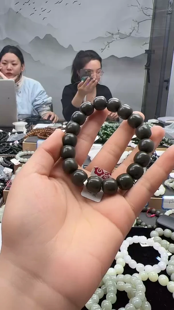 未镶嵌手链和田玉12