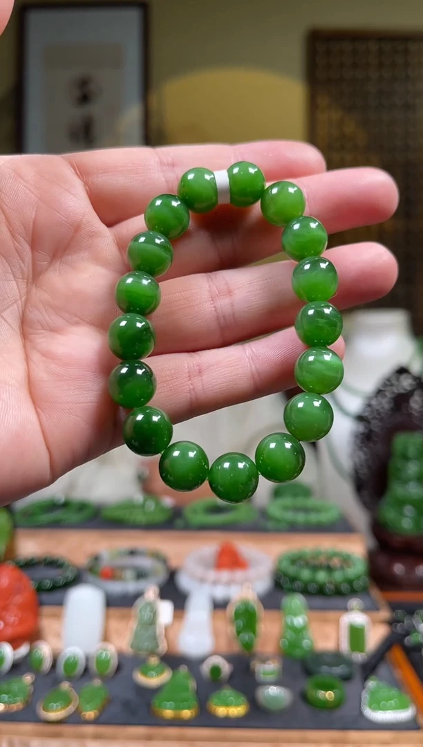 颈饰未镶嵌和田玉（碧玉）±11mm冰胶老料甜阳绿单圈