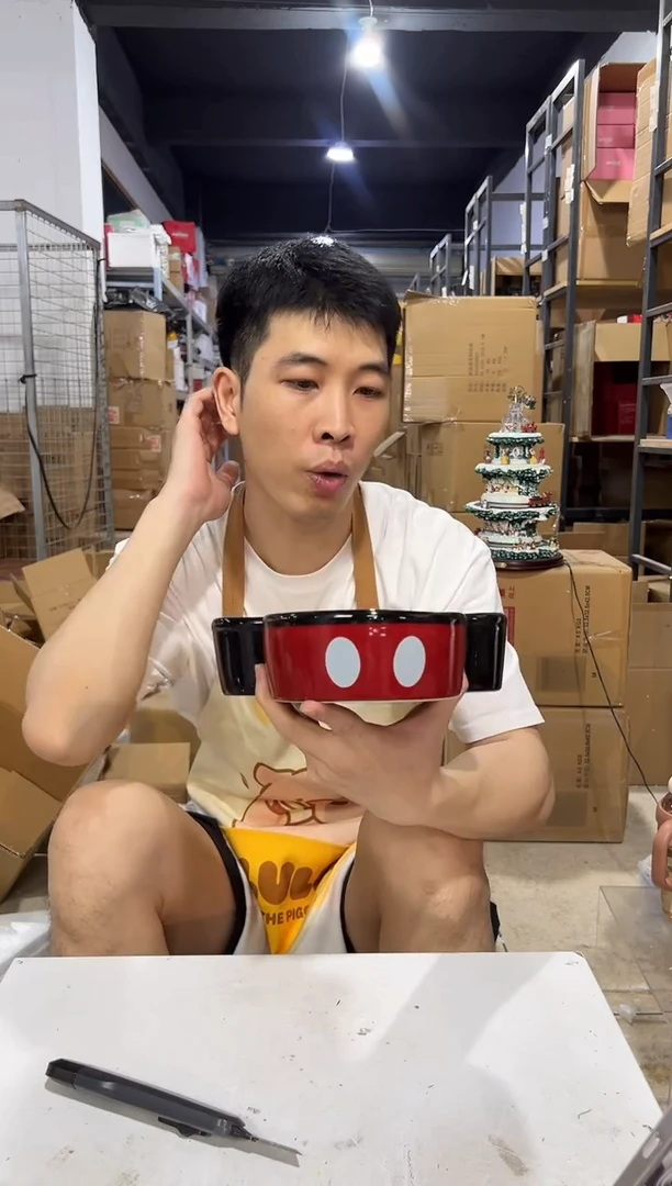 瓷片陶瓷米奇收纳碗