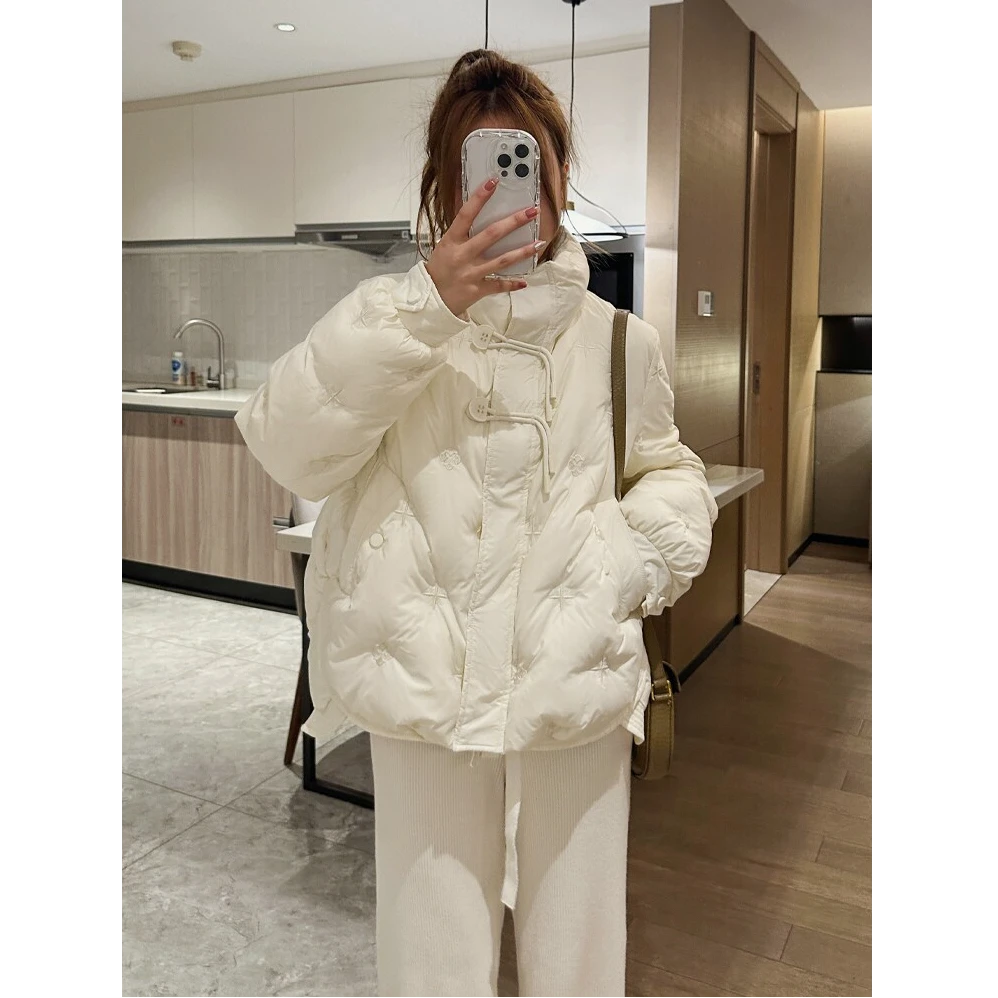 奥顿思兰迪白鸭绒羽绒服女短款冬季今年流行小个子超好看爆款外套