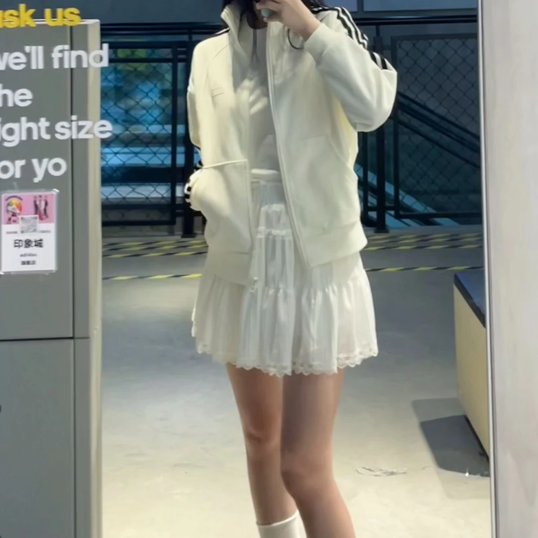 adidas/阿迪达斯 经典时尚长袖百搭三条纹户外夹克外套JN0760