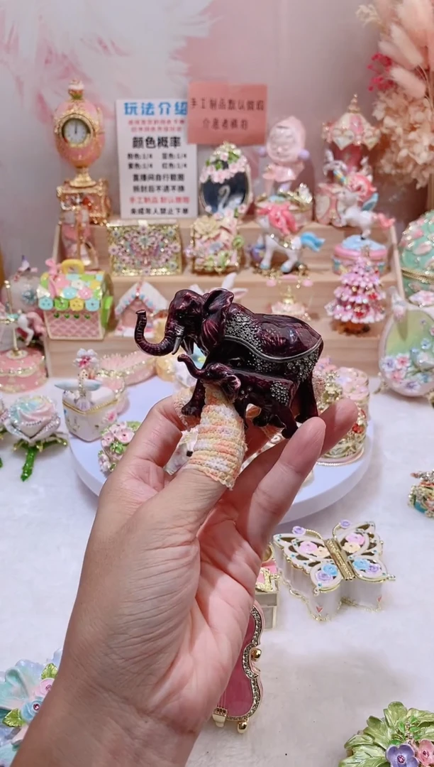 合金珐琅彩首饰盒摆件