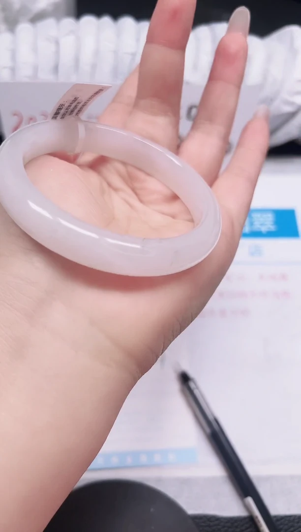 未镶嵌手镯石英质玉8-59.9